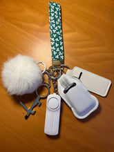 Load image into Gallery viewer, Luck of the Irish Keychain